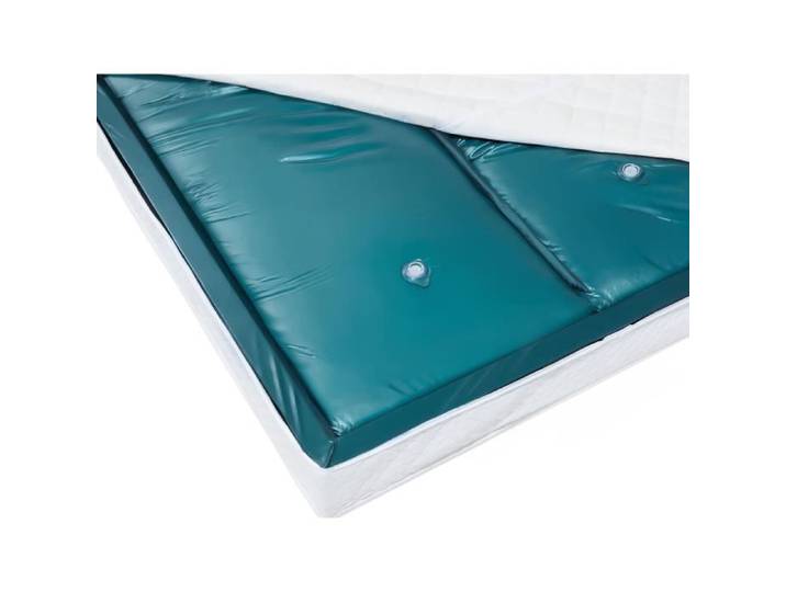 Matelas à eau dual - BELIANI - 180x200 cm - Stabilisation forte