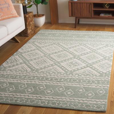 SAFAVIEH Handmade Micro-Loop Oliviera Wool Rug