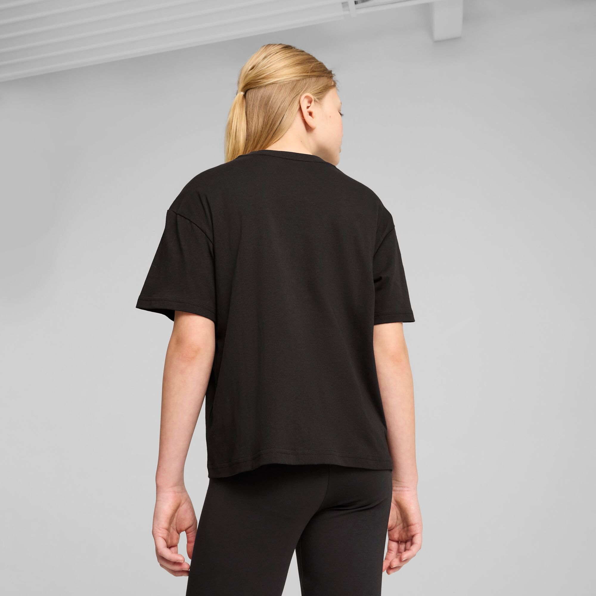T-Shirt PUMA "ESS CENTERED CAT LOGO BOXY TEE G", Mädchen, Gr. 140, schwarz (puma schwarz), Jersey, Obermaterial: 100% Baumwolle, bedruckt, relaxed fit normal, Rundhals, Shirts T-Shirt, kastenförmiges Shirt, Kurzarm, modern puma schwarz 140