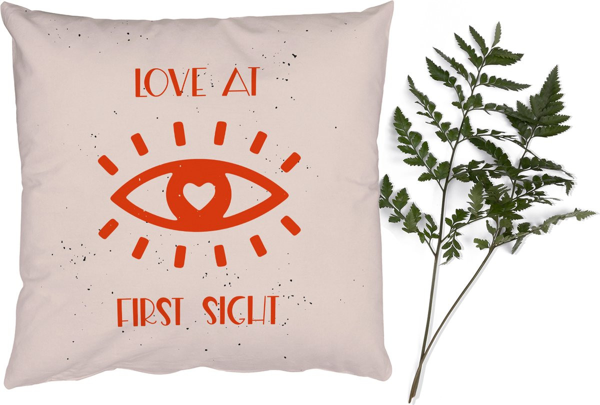 Sierkussen Love at first sight met quote - 50 x 50 cm