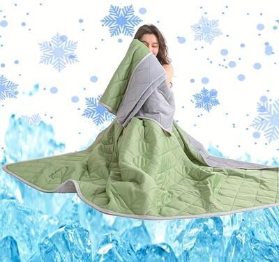 Inspired Finds Summer Cooling Silk Blanket Lightweight Breathable Air Conditioner Quilt For Hot Sleepers fruit Green 200x230 Cm