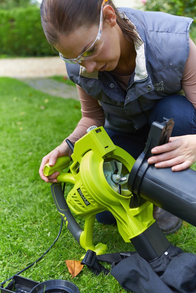Ryobi SOFFIATORE-ASPIRATORE-TRITURATORE ELETTRICO 2800W
