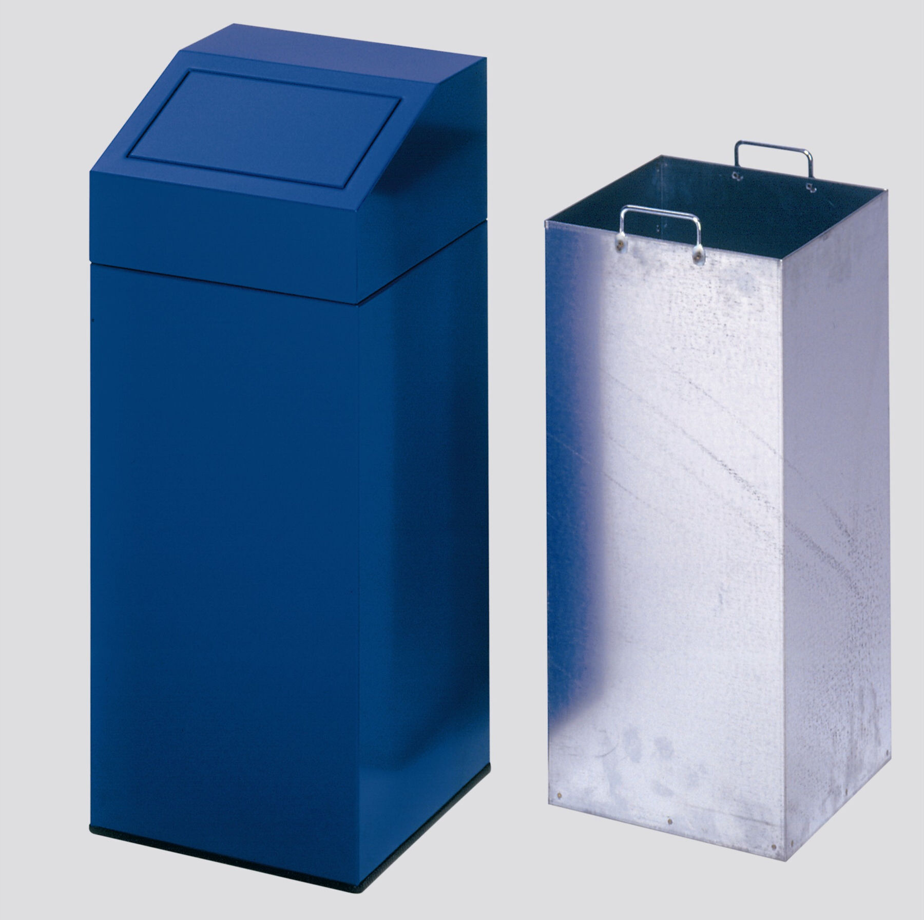 VAR Wertstoffsammler enzianblau 82 l (1243)