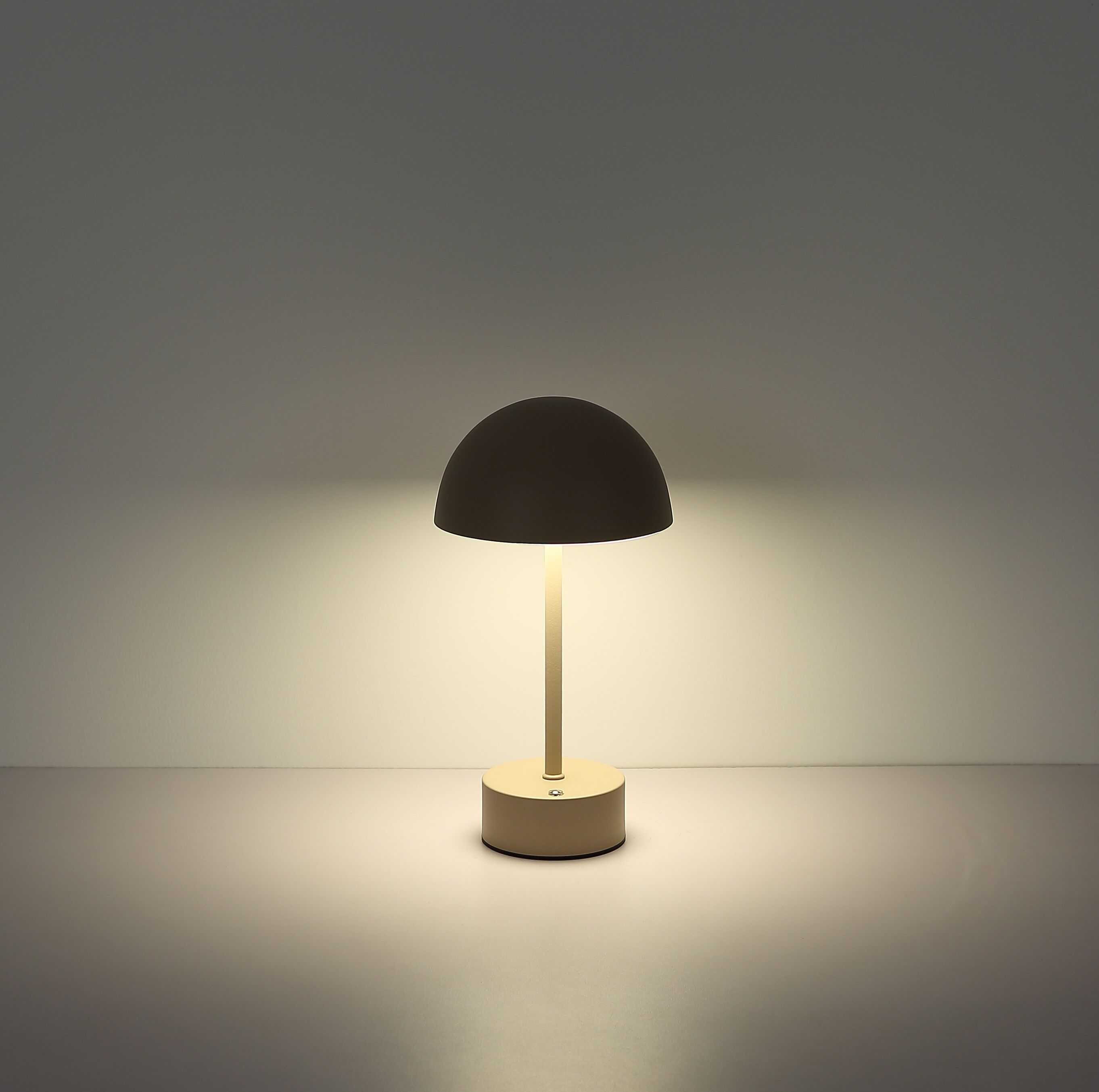 GOODPRODUCT LED Tischleuchte "Briia - Akku Tischleuchte mit CCT", beige (sandfarben), 1, Ø 16cm H: 28cm, 1 Stk., Leuchten, Touchdimmer, CCT, USB, Akkulampe, dimmbar, warmweiss - kaltweiss, LED Tischleuchte sandfarben 1, Ø 16cm H: 28cm, 1 Stk.