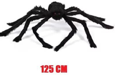 Inspired Finds Giant Plush Halloween Spider Decoration Realistic Outdoor Haunted House Prop spider 11.8in