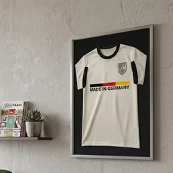 TRIKOTRAHMEN 50/70 mit schwarzem Hintergrund