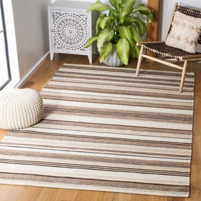 SAFAVIEH Handmade Striped Kilim Zahra Casual Wool Rug