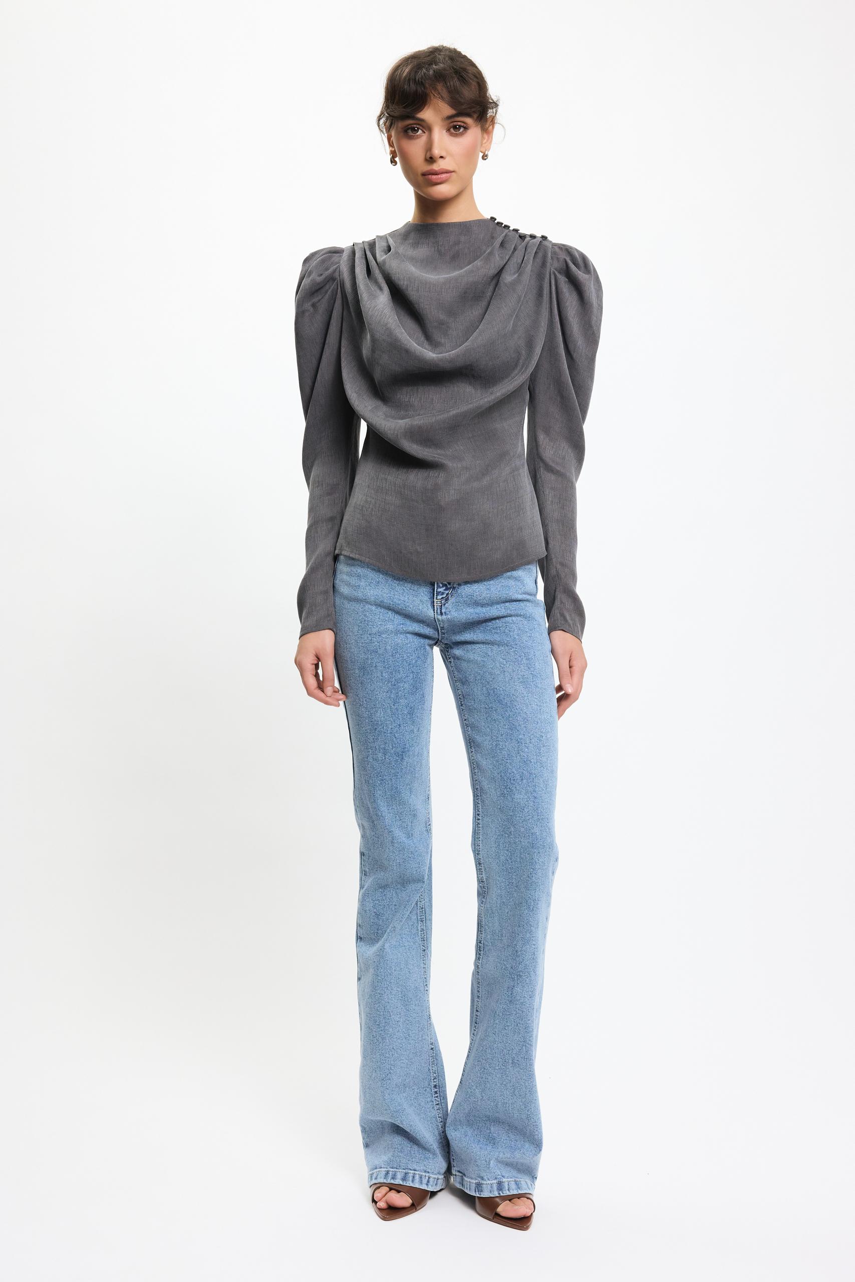BENU Graue Bluse mit Knöpfen