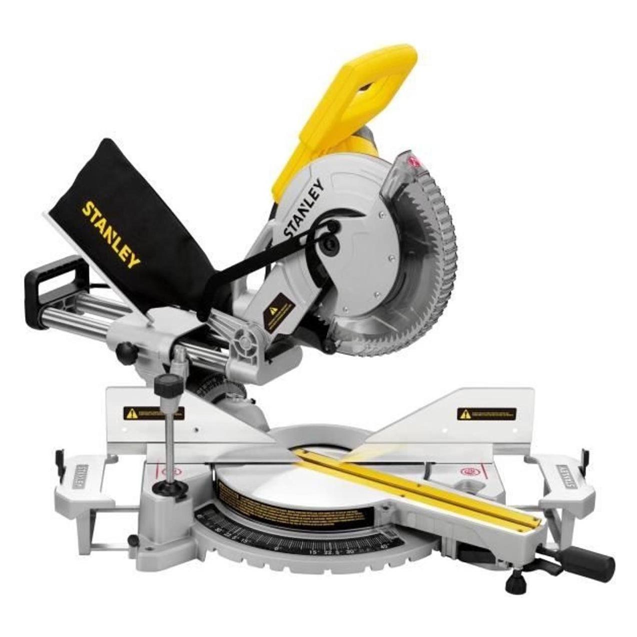 Stanley pilarka ukosowa sm1800 (1051510)