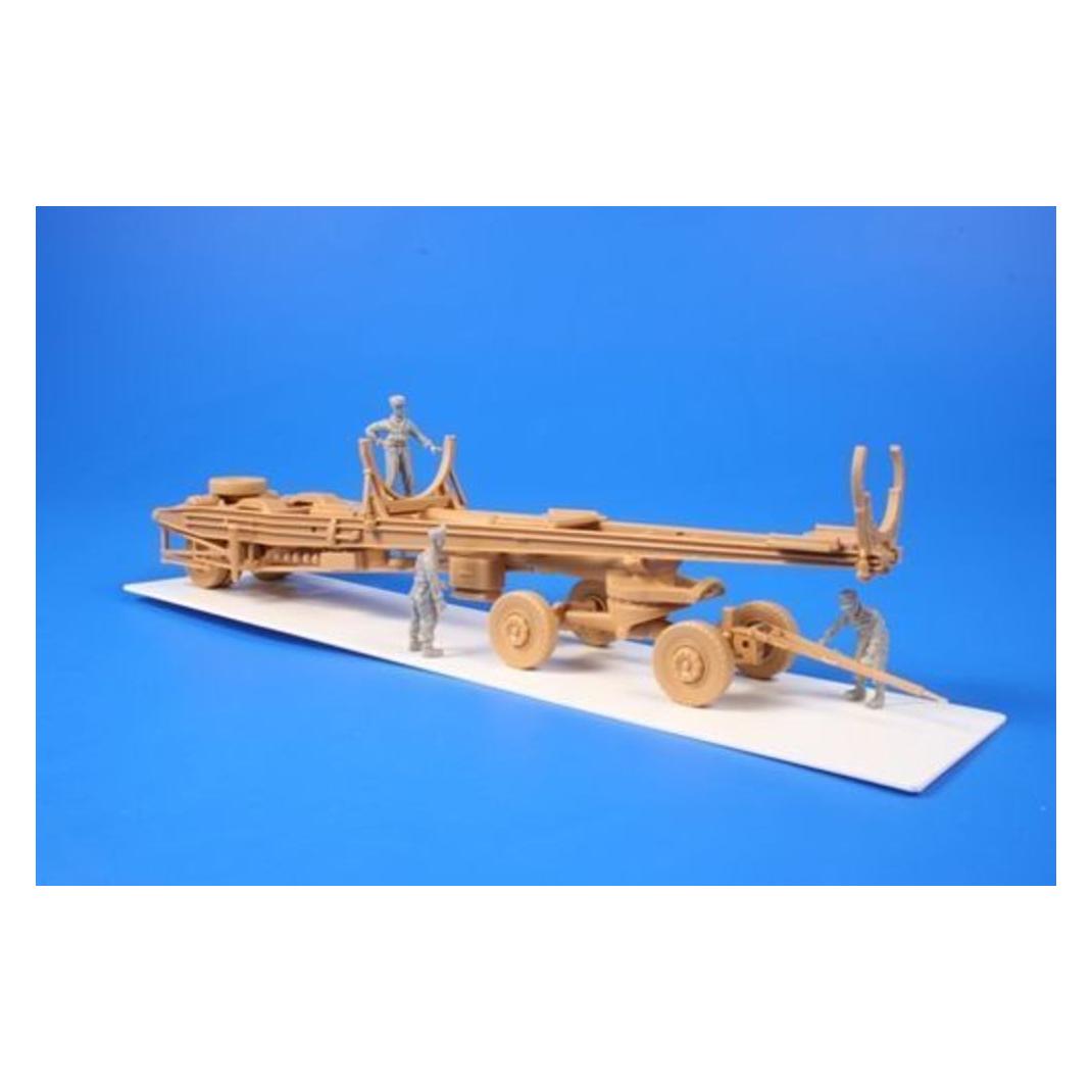 CMK German WW2 personnel for Spacial Armour Meillerwagen V2 transporter (129-F72304)