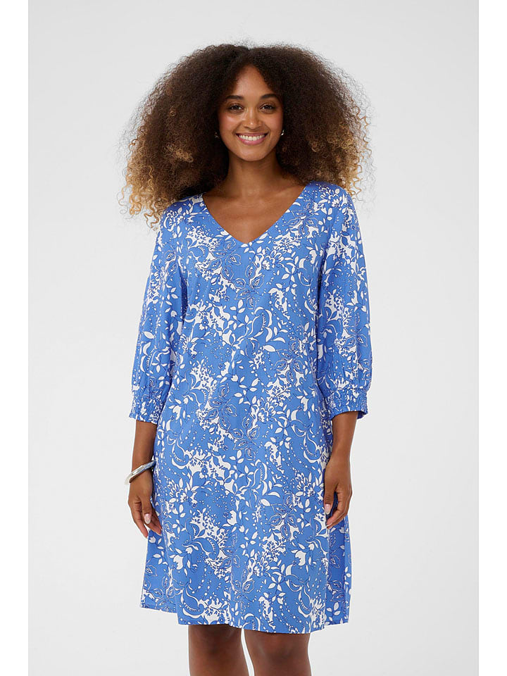 Cream Kleid in Hellblau - 42