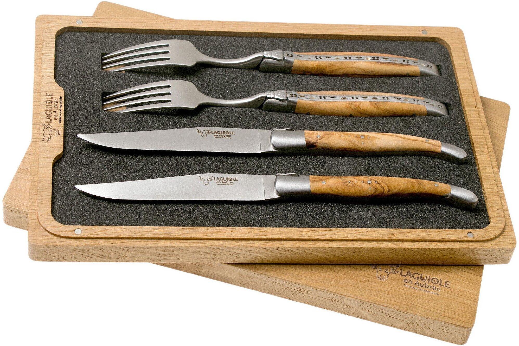 Laguiole en Aubrac CCF99OLIHL 4-teiliges Besteckset Olivenholz