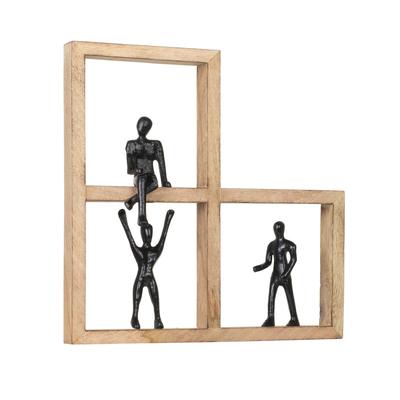 Moritz Wandfigur Unity 35,5 cm aus Mangoholz und Aluminium schwarz dekorative Wanddeko mit drei Figuren als Symbol für Zusammenhalt Teamwork und Gemeinschaft