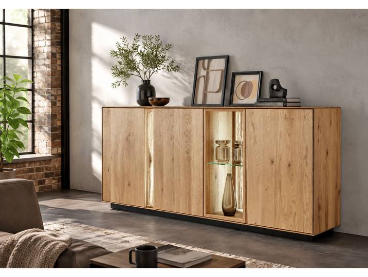 4-türiges Sideboard Lausanne in Wildeiche massiv inklusive Beleuchtung – Montierte Lieferung – 3%-Vorkasse-Rabatt