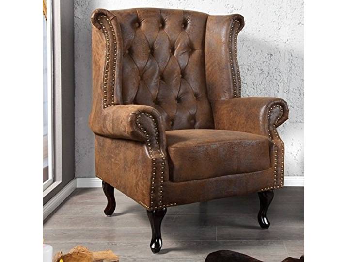 cagü: Edler Designklassiker Ohrensessel Winchester Braun aus Kunstleder im klassisch englischen Chesterfield-Stil