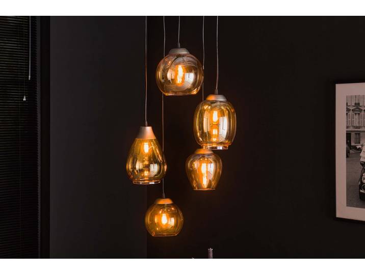 Pendelleuchte „Alaris“ – 5 Leuchten gestuft mit amberfarbenem oder verchromtem Glas - Amberfarben - Luxusbetten24