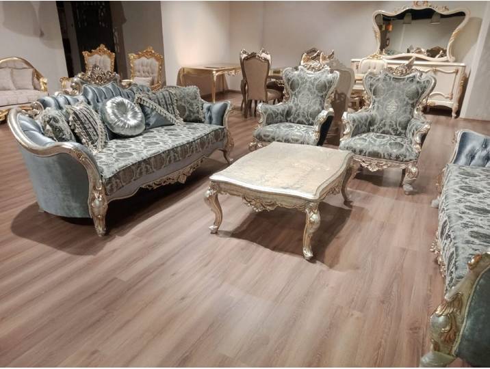 Xlmoebel Couchtisch Barocker Chesterfield Samt Tisch mit goldenen Verzierungen (Couchtisch), Hergestellt in Europa