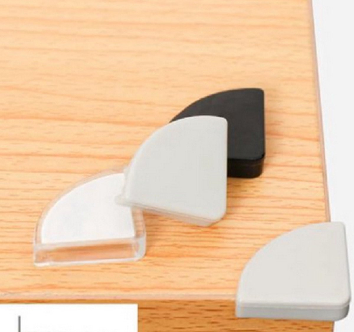 Gadgetpoint Tafelhoeken Zwart - Set van 4 Veilige Beschermhoeken voor je Tafel