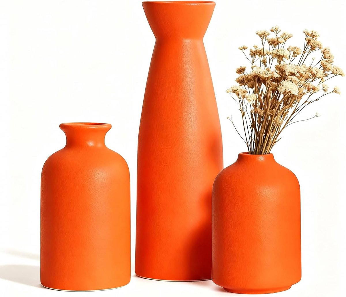 Set van 3 kleine oranje keramische vazen voor moderne decoratie