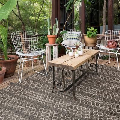 Alexander Home Havannah Indoor/ Outdoor Geometric Rug