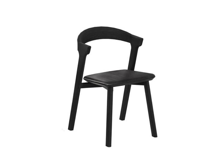 Ethnicraft Bok Stuhl mit Ledersitz Schwarz gebeizte Eiche-schwarzes Leder
