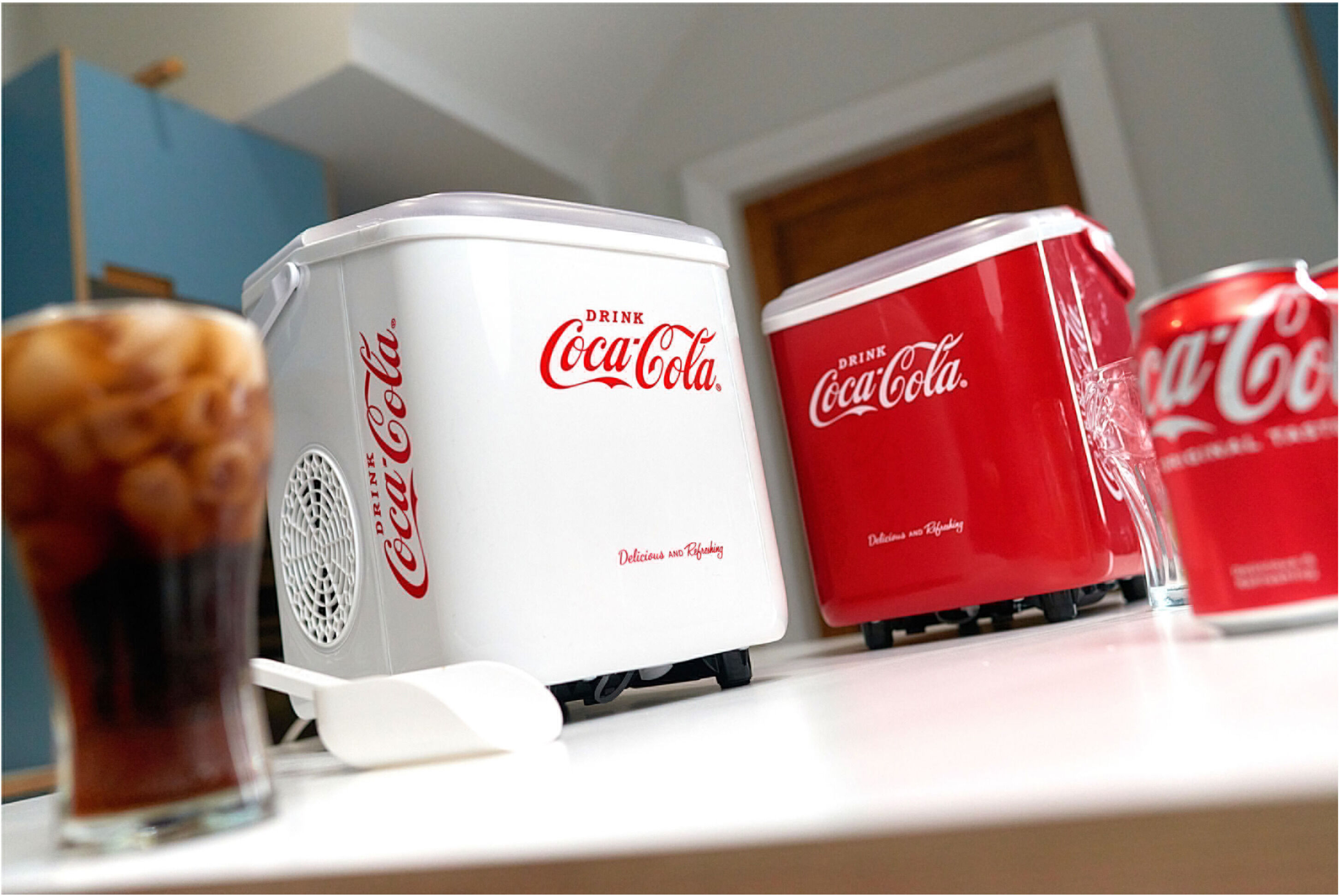 COCA COLA Eiswürfelmaker mit Tragegriff