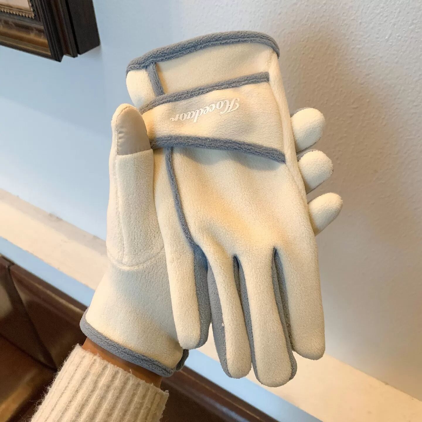 INF Winter Letter Plüsch Touchscreen Handschuhe - Warm & Stilvoll Weiß