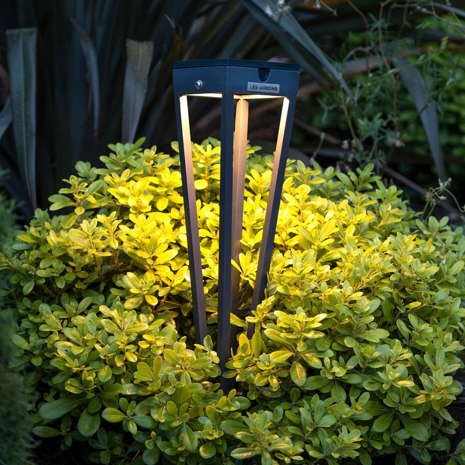 Les Jardins Tinka LED Solar Tuinlantaarn - Grijs - Hoogte: 52 cm