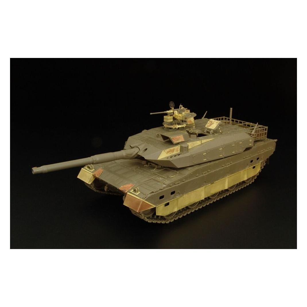 Hauler JGSDF TYPE 10 Tank ( Tamiya kit) (HLX48379)