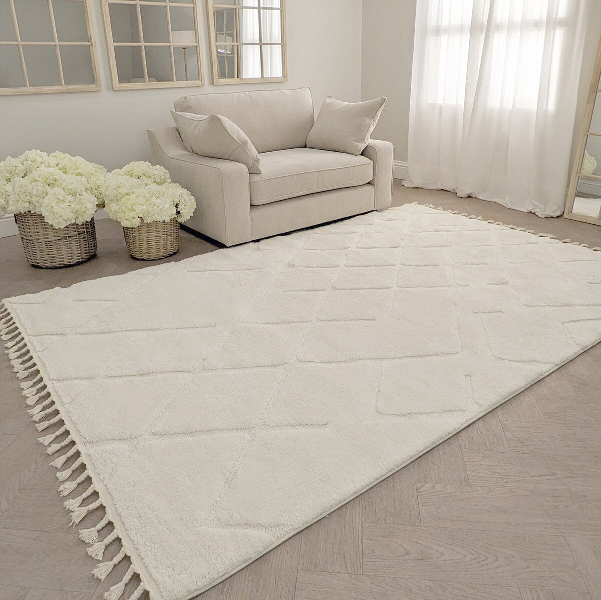 Adira Vanilla Shaggy Tasselled Geometric Rug, 120x170cm