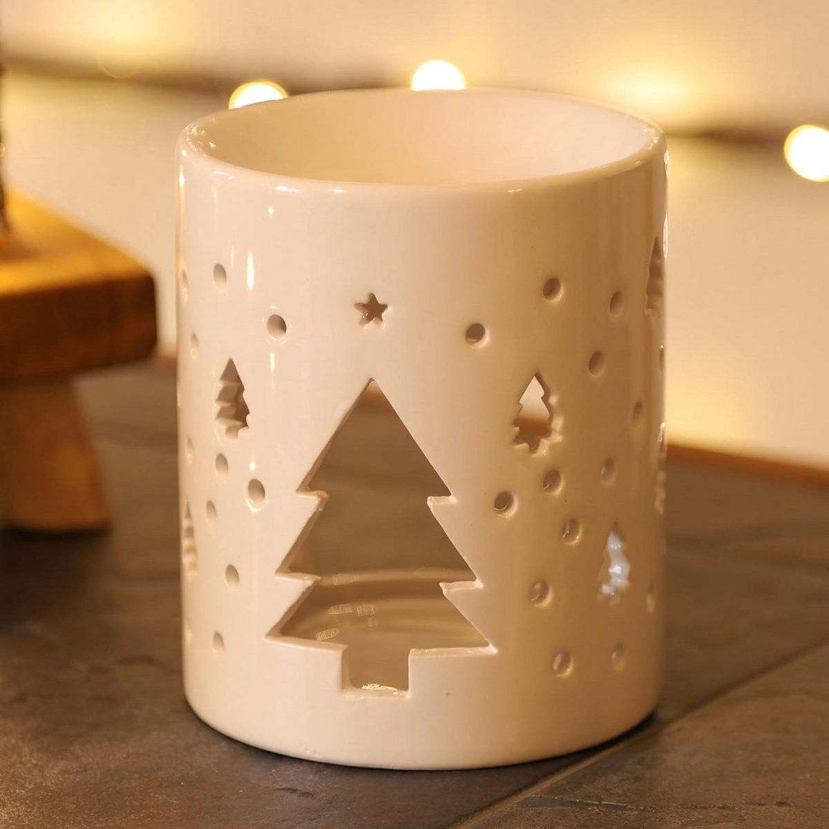 Keramische Wax Smeltbrander en Theelichthouder met Sneeuwvlok en Kerstboom - Witte Winter Decoratie