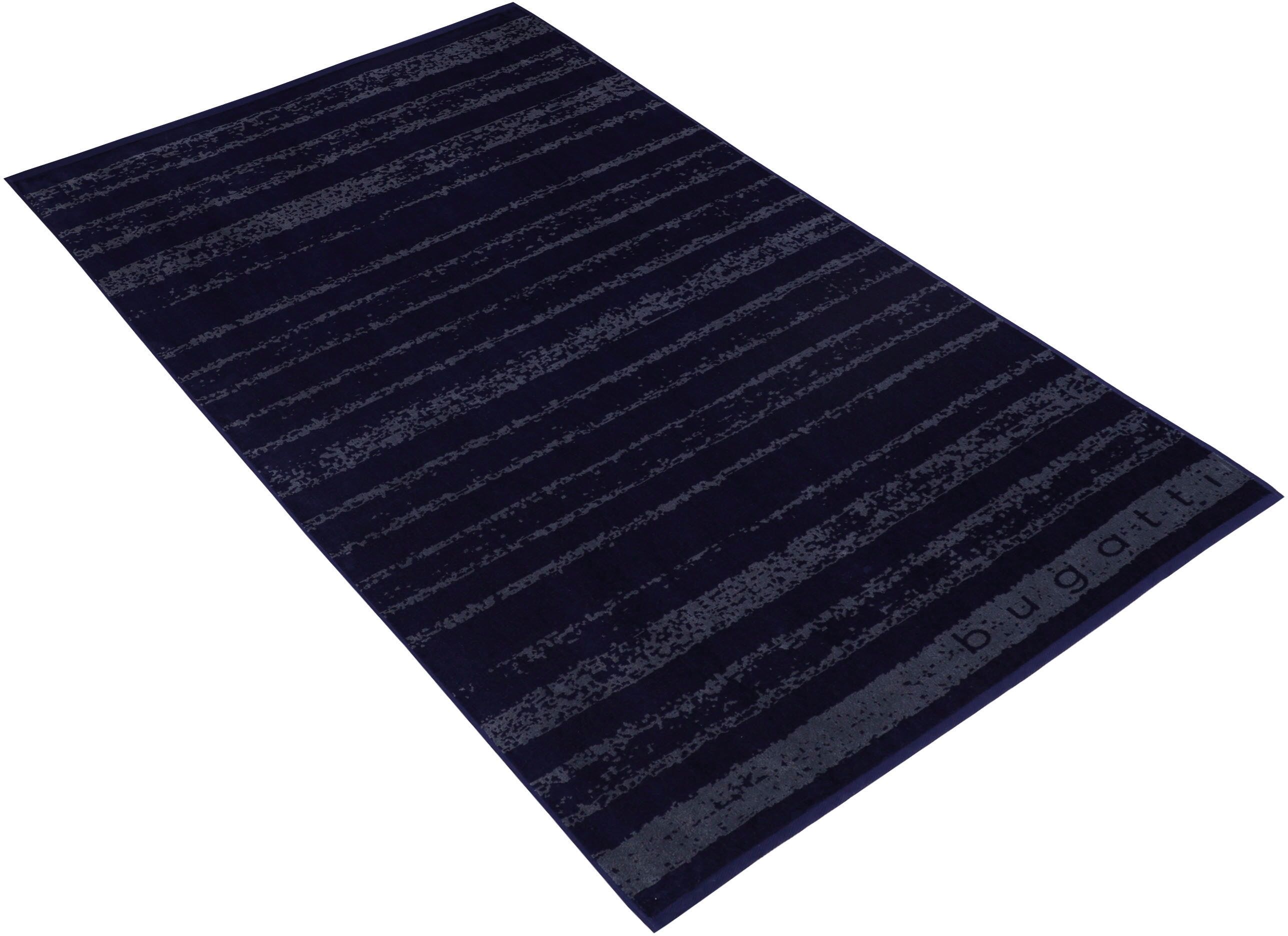 Strandtuch BUGATTI "Salerno", blau (marine blau), B:100cm L:180cm, Walkfrottier, Obermaterial: 100% Baumwolle, Handtücher, Strandtuch, mit Vintagestreifen marine blau B/L: 100cmx180cm, 1 Stk., Walkfrottier