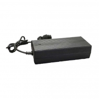 SUEX Batterie-Ladegerät XK