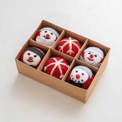 Discount Dollar Deals Mini Wool Christmas Tree Baubles, Handcrafted Felt Snowflake Ornaments, Festive Home & Gift Decor white