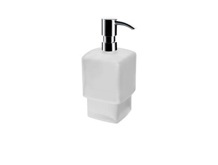 Emco 52100190, vloeibare zeepdispenser (pompkop chroom, plastic reservoir voor gastenbad/badkamer)