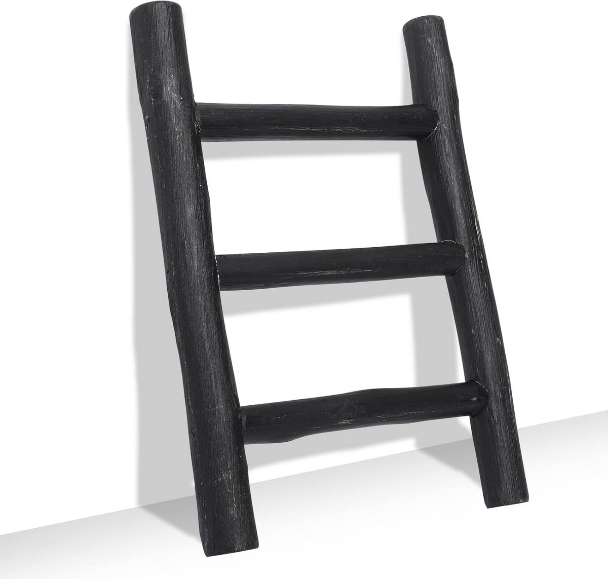 Vrijstaande houten mini ladder als handdoekrek of displayhanger voor de keuken, badkamer of eetkamer