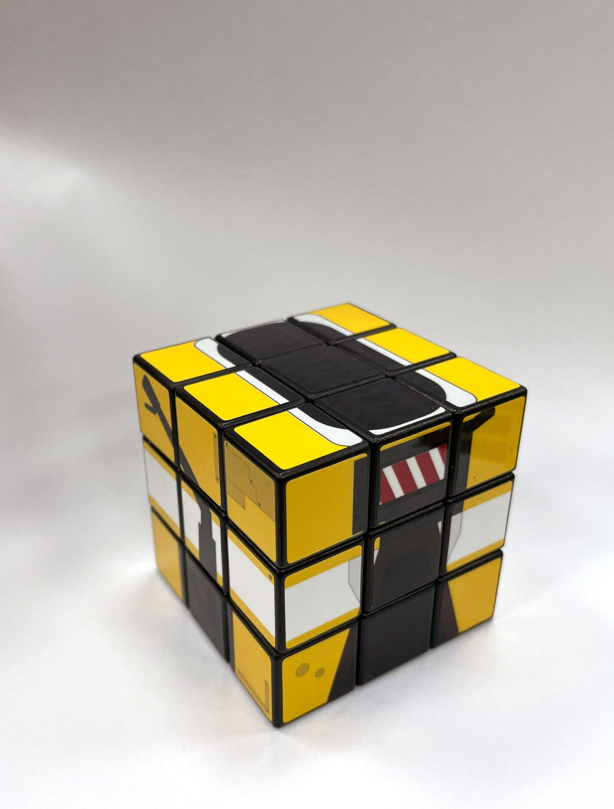 Borderlands Claptrap Magic Cube PVC-beeldje