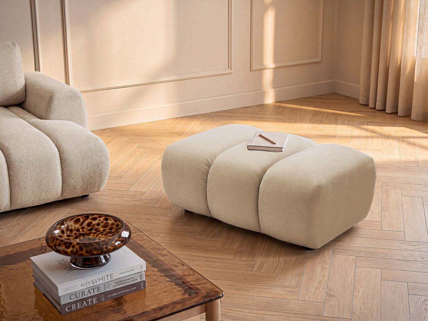Unique Puf de tela beige FRIDORA