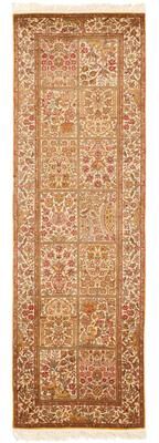 SAFAVIEH Couture Hand-knotted Royal Kerman Eniana Traditional Oriental Wool Rug with Fringe