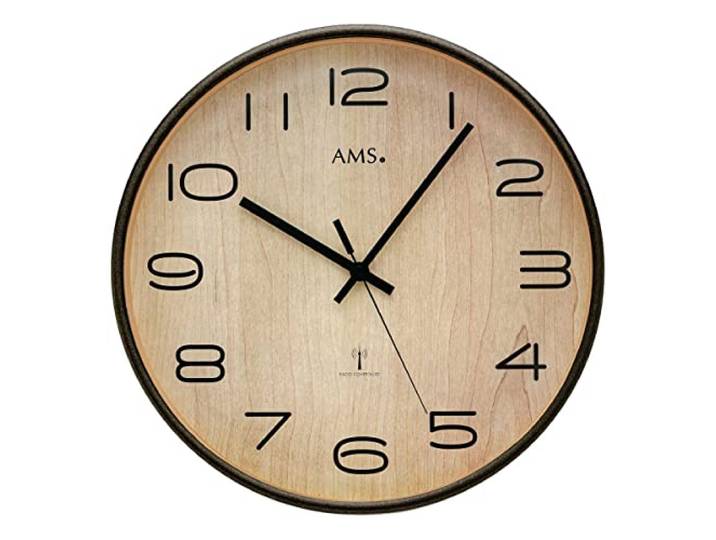 AMS 5502 Wanduhr Design