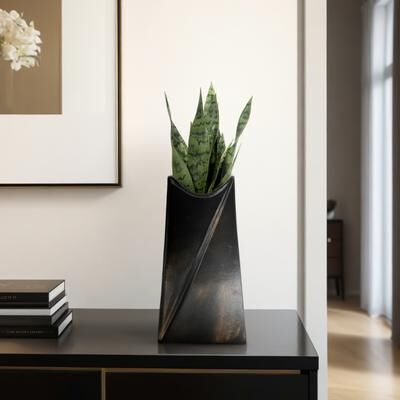 Sagebrook Home Fairbanks Metal Vase, Novelty, Solid