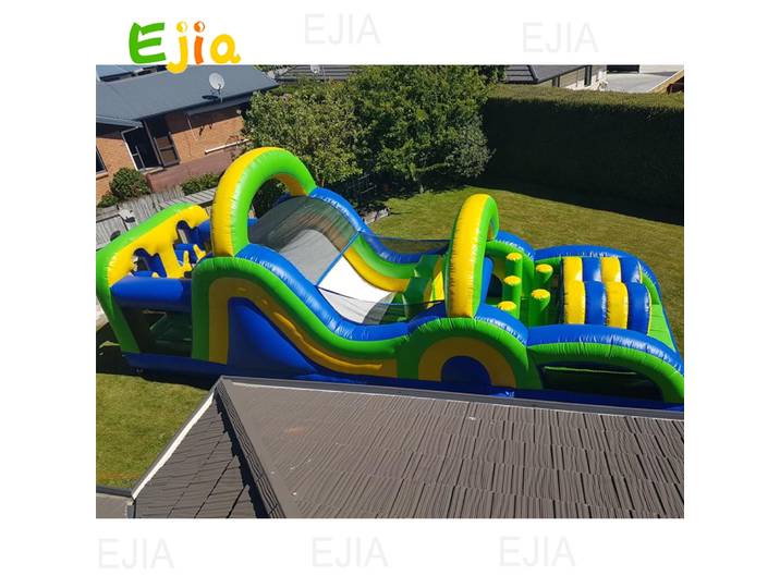 Cours d'obstacles gonflable personnalisé pour course radicale, avec mur d'escalade, aire de jeux de saut commerciale, cours d'obstacles interactif pour enfants