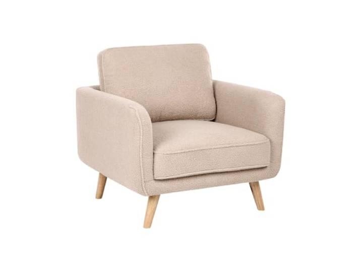 Beliani Sessel Bouclé beige gepolstert Dicke Nähte mit Holzbeinen Armlehnen klassisches Design Kilja
