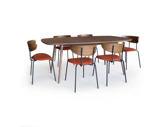 Ensemble table en bois rectangulaire et 6 chaises terracotta