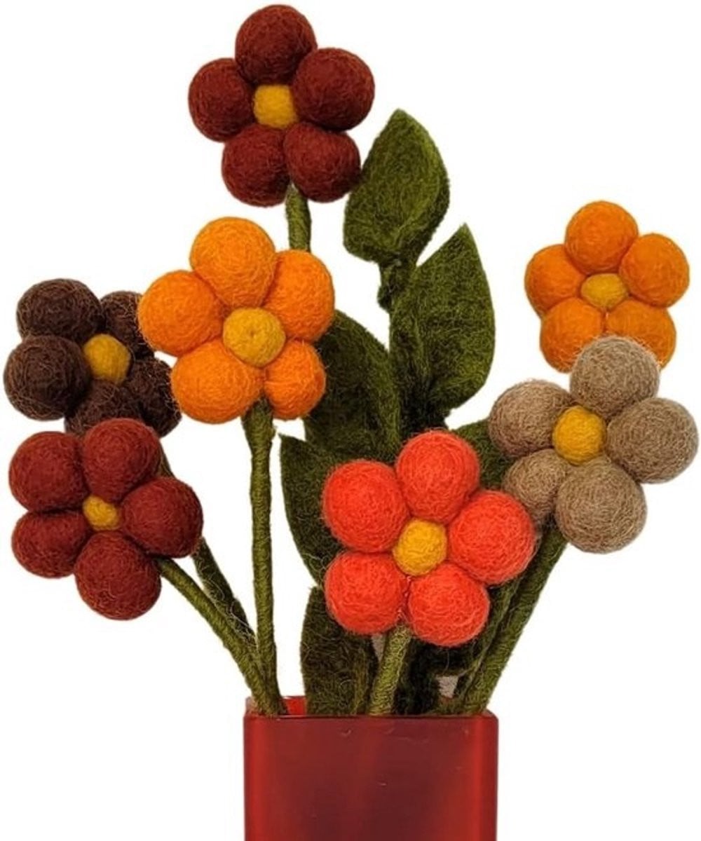 Handgemaakt bloemenboeket met 7 viltbloemen voor duurzame decoratie