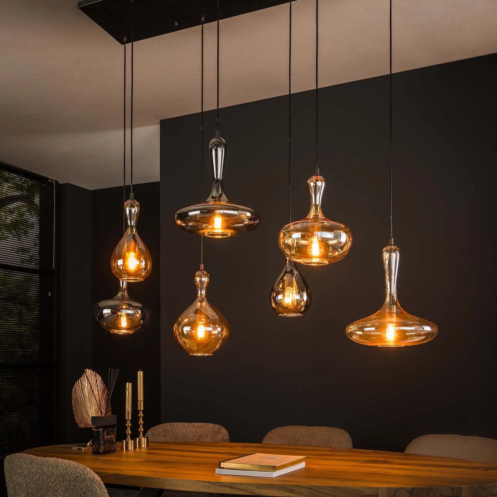 WoonStijl Hanglamp Karaf 4+3 - Zwart en Transparant