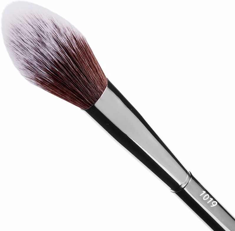 Maiko Luxury Grey brocha para difuminar 1019 1 u