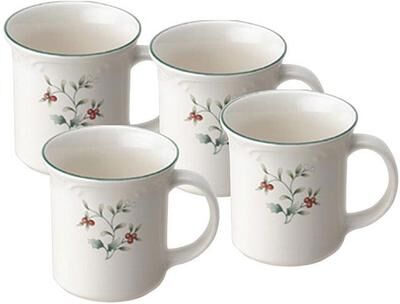 Pfaltzgraff Winterberry Coffee Mugs (Set of 4)