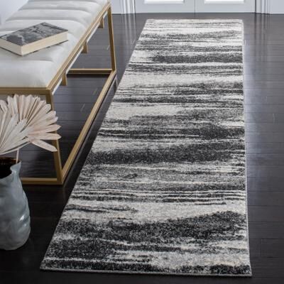 SAFAVIEH Retro Gertjedine Modern Abstract Distressed Rug