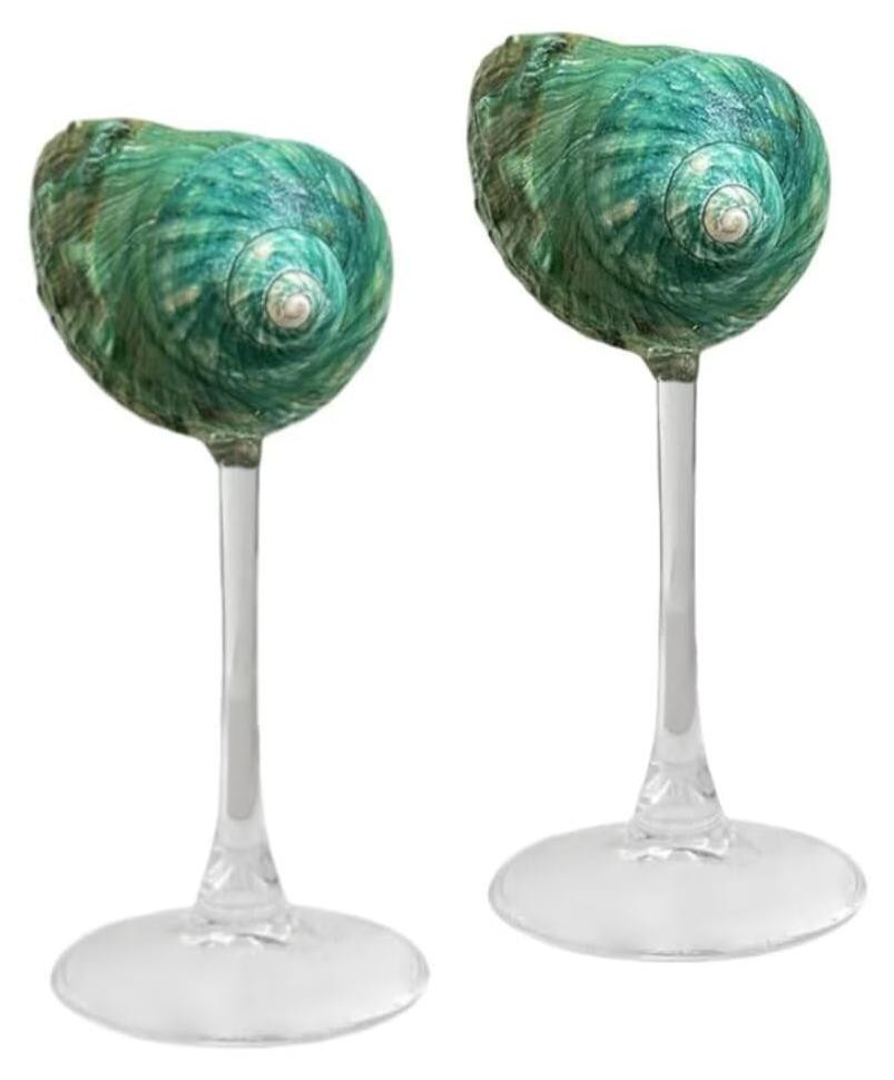 Set van 2 groene wijnglazen in de vorm van een conch schelp